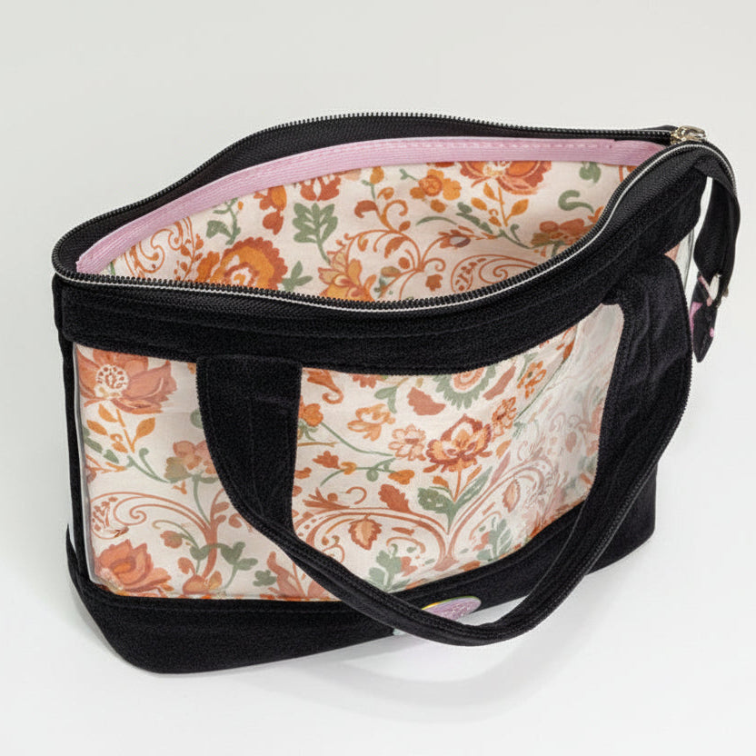Kara Pouch