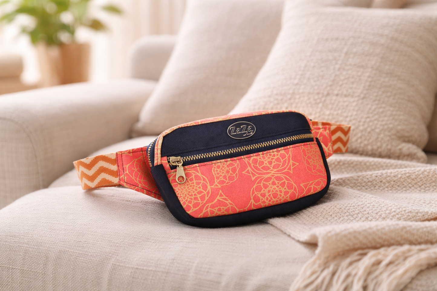 LULU Sling Bag